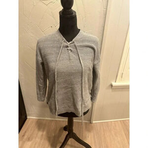 Women’s Old Navy Gray sweater